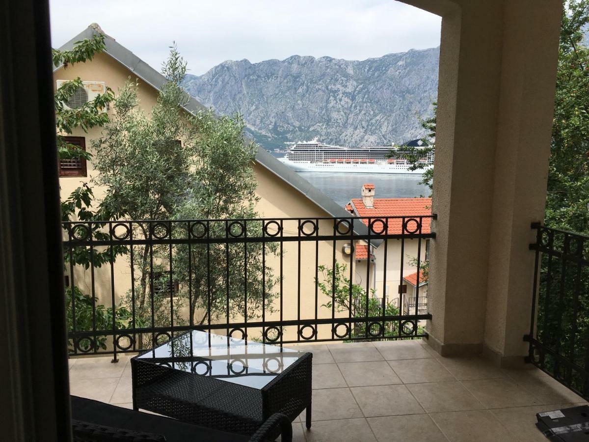 Villa Svetlana Prčanj Eksteriør bilde